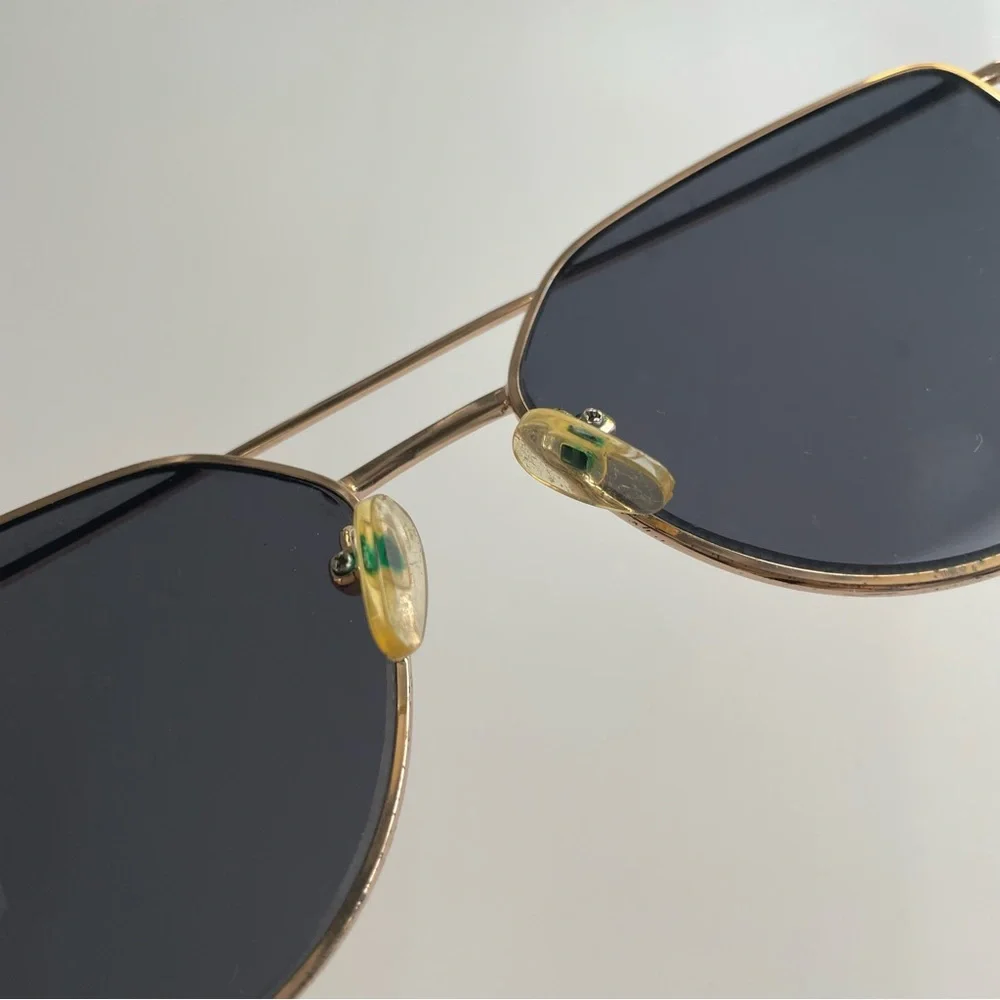 Sunglasses Bundles - Mini Rectangle Gold + Aldo Gold Frame Cateye - Picture 8 of 8